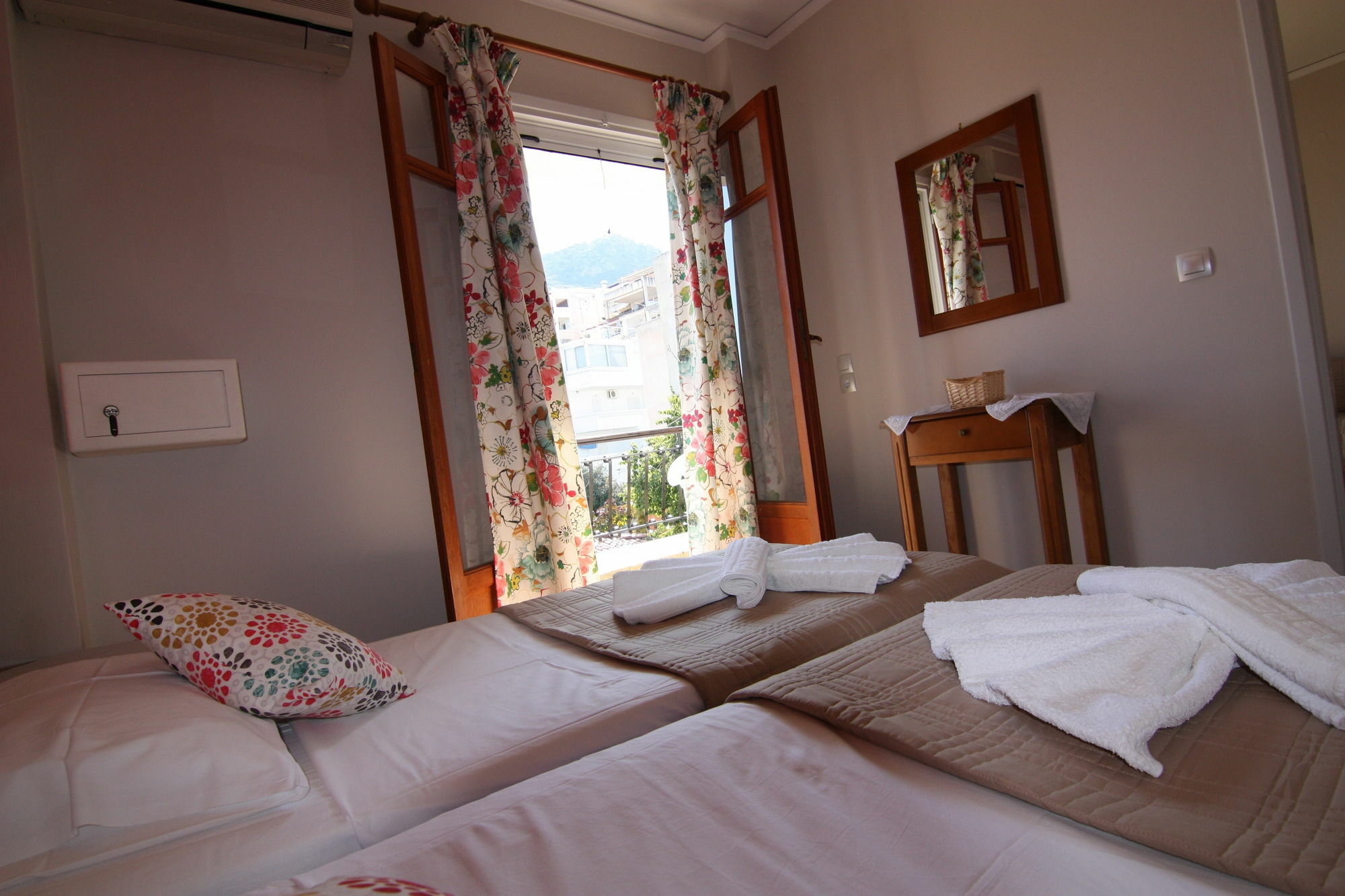 Oasis Apartments Tolón Buitenkant foto