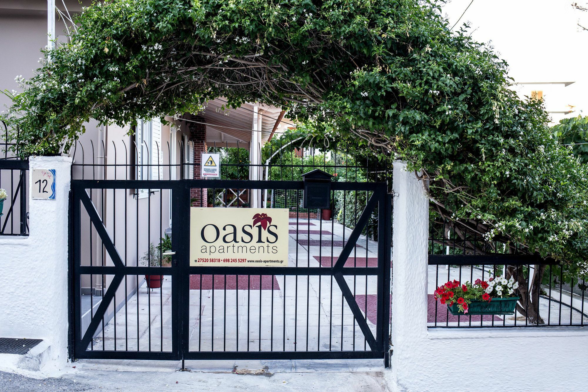 Oasis Apartments Tolón Buitenkant foto
